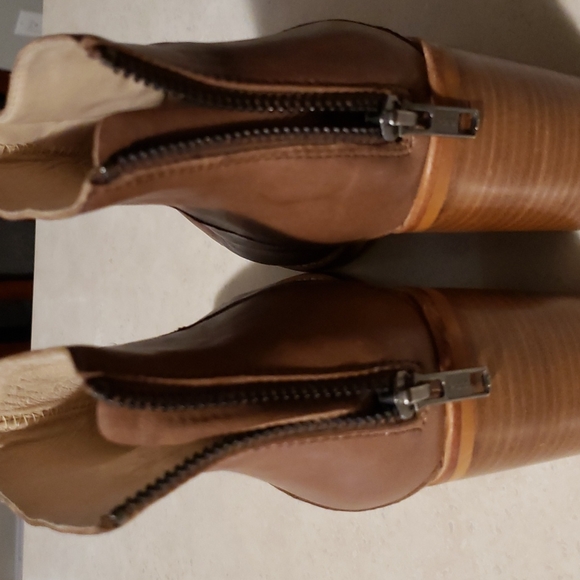 Sol Sana Leo Leather Booties - Picture 11 of 11